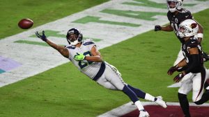 Cardinals to sign cornerback Quinton Dunbar; Antonio Hamilton promoted