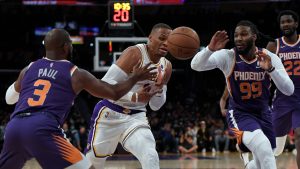 Suns roll past Lakers for 2nd straight win of preseason play
