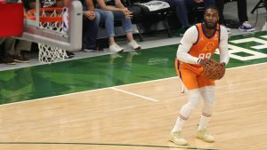 Jae Crowder's invaluable role in making Suns a winner, great defensive team