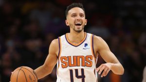 Suns' Landry Shamet to start in place of injured Devin Booker vs. Pistons