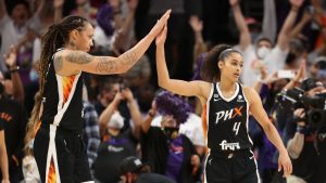 Mercury's Brittney Griner, Skylar Diggins-Smith make First Team All-WNBA