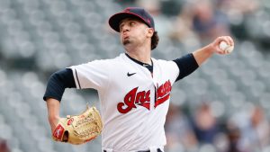 D-backs claim left-hander Kyle Nelson from Cleveland Guardians