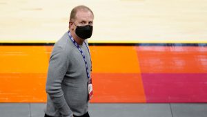 Report: Robert Sarver selected bank to oversee sale of Suns, Mercury