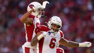 Arizona Cardinals' Kliff Kingsbury dials up trick pass play vs. 49ers