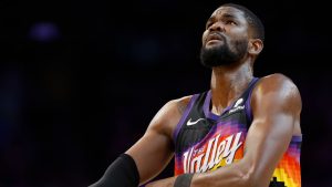 Deandre Ayton signs max offer sheet from Indiana Pacers, per report
