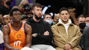 Suns training camp signee Frank Kaminsky looks to make his return to the roster
