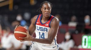 Phoenix Mercury sign 2021 WNBA leading scorer Tina Charles