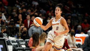 Phoenix Mercury re-sign wing Kia Nurse