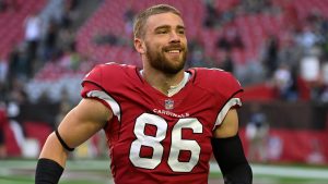 Cardinals TE Zach Ertz a finalist for NFLPA Alan Page Community Award