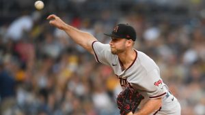 D-backs' pitchers combine for solid outing vs. Dodgers' lineup in spring win