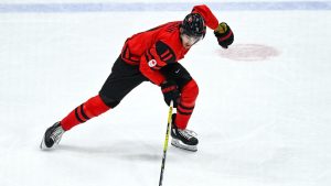 Coyotes acquire prospect Jack McBain from Minnesota for 2nd-round pick