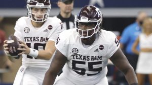 NFL.com: Cardinals take Texas A&M OL Kenyon Green in mock draft