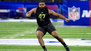 Cardinals take OL Lecitus Smith with No. 215 overall pick of NFL Draft