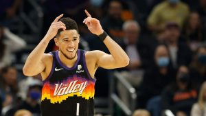 64 moments that shaped the Suns' historic 64-win season