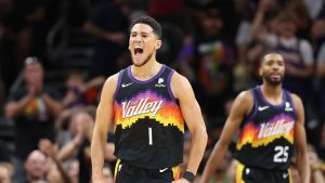 Phoenix Suns deliver strong 1st punch to Mavericks, take Game 1