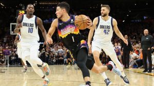 Devin Booker unearths Suns' signature style for win, 3-2 lead vs. Mavs