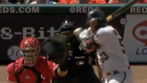 D-backs' Christian Walker exits vs. Reds after taking fastball to helmet