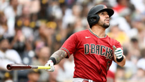 D-backs' David Peralta traded to Rays for catcher prospect