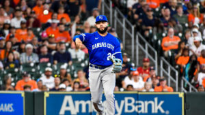 New D-backs 3B Emmanuel Rivera active, Buddy Kennedy optioned
