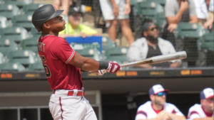 D-backs' Stone Garrett hits first career home run off White Sox's Cease