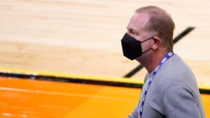 Phoenix Suns, fans liberated by Robert Sarver's decision to sell