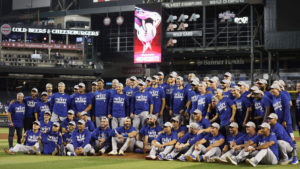 D-backs don't solve Kershaw, Dodgers clinch NL West title at Chase Field