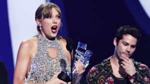 Taylor Swift fans think she's performing in the Super Bowl LVII halftime show
