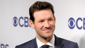 Channel watch: Chiefs-Cardinals get CBS's crew of Tony Romo, Jim Nantz