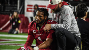 Kyler Murray carted off Cardinals game after non-contact knee injury