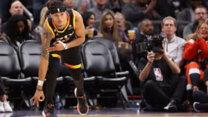 Suns G Damion Lee at 85% after season-long injury, will be ready for camp