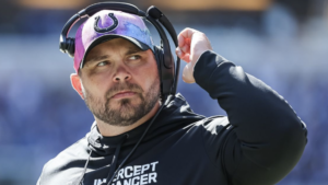 Report: Cardinals hire Colts TEs coach Klayton Adams as OL coach