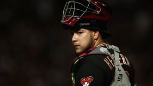 D-backs opt for familiarity with backup catcher Jose Herrera