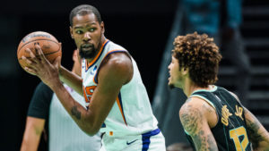 Suns' new dimensions flash in Kevin Durant's debut, win over Hornets
