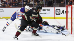 Arizona Coyotes' Matias Maccelli makes 2022-23 All-Rookie Team