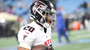 Cardinals claim S Jovante Moffatt off waivers
