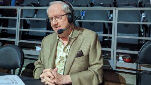 Al McCoy calls his final game for the Phoenix Suns