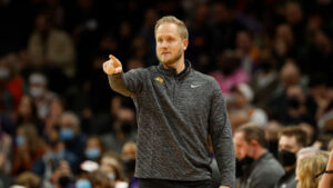 Suns assistant Kevin Young to replace Mark Pope as BYU head coach