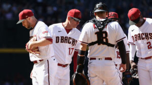 Dark 2021 season continues to motivate newly-extended Torey Lovullo, D-backs