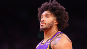 Report: Phoenix Suns pick up Ish Wainright's club option