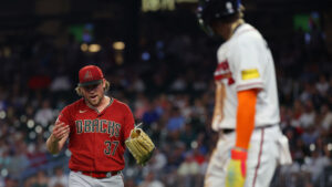 D-backs' Kevin Ginkel walks back, stares down Ronald Acuna Jr. in learning moment