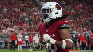 Cardinals' Keaontay Ingram hardens case as RB2 in preseason loss to Chiefs