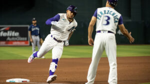 Diamondbacks to bring back throwback uniforms for 25th anniversary celebration