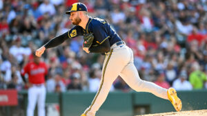 D-backs recall RHP Peter Strzelecki from Triple-A for doubleheader vs. Padres