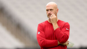 Cardinals claim 6 players off waivers, focusing on center depth