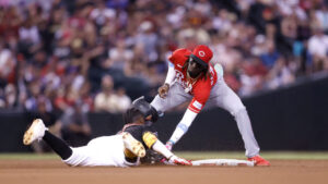 D-backs squander strong Zach Davies return, fall in extras to Reds to drop season series