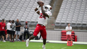 Cardinals place CB Rashad Fenton on IR, cut RB Stevie Scott following 1st preseason game