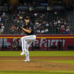 Paul Sewald (Felisa Cardenas/Arizona Sports)