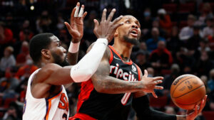 Reactions flood in following trade involving Damian Lillard, Deandre Ayton