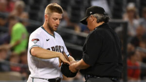 Fixing Merrill Kelly's cramps not as easy as D-backs cranking Chase Field AC