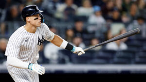 Aaron Judge belts 3 home runs in Yankees win over D-backs